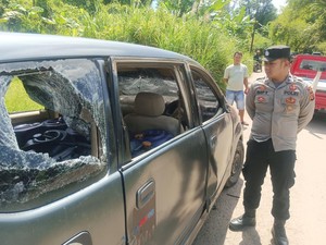 Sopir Kabur ke Hutan-Tinggalkan Mobil Usai Tabrak Lari di Cianjur