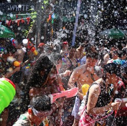Songkran Maut Guncang Thailand, Ternyata Ada Narkoba Baru