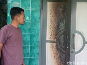 Aktivis LSM di Klaten Diteror Orang Tak Dikenal, Pintu Rumah-Garasi Dibakar