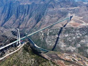 China Resmikan Jembatan Tertinggi di Dunia, Setinggi Menara Shanghai