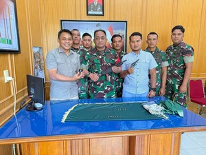 Lagi Bersihkan Kebun, Warga di Aceh Temukan 2 Senpi-1 Granat