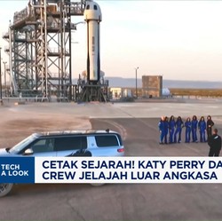 Video:Cetak Sejarah! Katy Perry & All Female Crew Jelajah Luar Angkasa