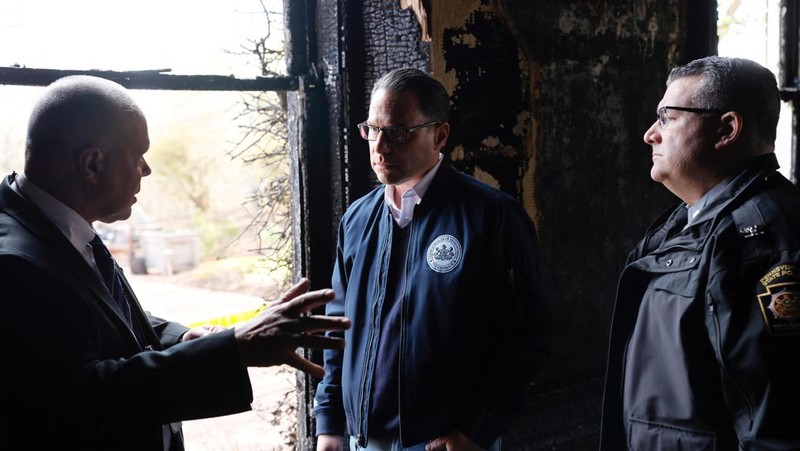 Pemandangan kerusakan di dalam Kediaman Gubernur pada hari Gubernur Pennsylvania Josh Shapiro dan Kepolisian Negara Bagian Pennsylvania memberikan informasi terbaru tentang tindakan pembakaran yang terjadi di kediaman tersebut, di Harrisburg, Pennsylvania, AS, 13 April 2025. (Commonwealth Media Services/Handout via REUTERS)