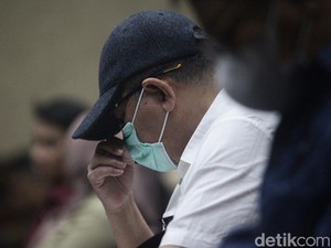Mangapul Hakim Anggota yang Bebaskan Ronald Tannur Divonis 7 Tahun Penjara