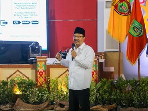 Video: Mensos Tegaskan Siswa Sekolah Rakyat Tak Boleh Sambil Bekerja