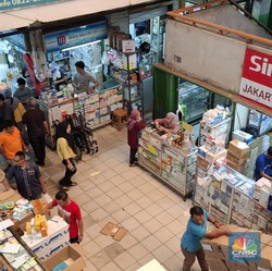 Biang Kerok Utama Omzet Obat-Alkes Pasar Pramuka Anjlok Sisa Rp3 Juta