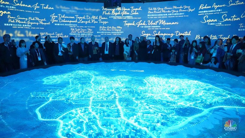 World Expo 2025 Osaka resmi dibuka untuk umum pada Minggu (13/4). Sejak hari pertama, Paviliun Indonesia langsung diserbu lebih dari 5.000 pengunjung yang antusias ingin mengenal Indonesia lebih dekat. (CNBC Indonesia/Angga Yosua)