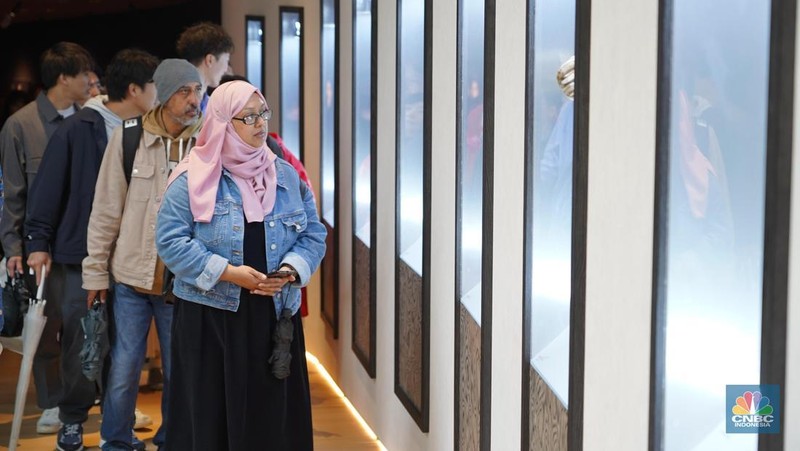 World Expo 2025 Osaka resmi dibuka untuk umum pada Minggu (13/4). Sejak hari pertama, Paviliun Indonesia langsung diserbu lebih dari 5.000 pengunjung yang antusias ingin mengenal Indonesia lebih dekat. (CNBC Indonesia/Angga Yosua)