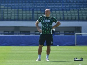 Bojan Hodak Ogah Anggap Enteng PSS Sleman