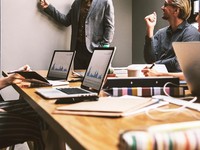 Bisnis RI Ramai-Ramai Pakai AI, Divisi Perusahaan Ini Paling Duluan