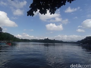 Pesona Wisata Situ Gede Tasikmalaya yang Mulai Memudar