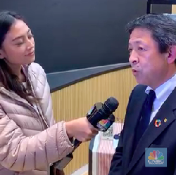 Bos Bank Jepang Sambangi Paviliun RI, Siap Bangun Kerja Sama
