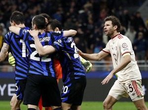 Tenangnya Si Ular Hadapi Tekanan Bayern