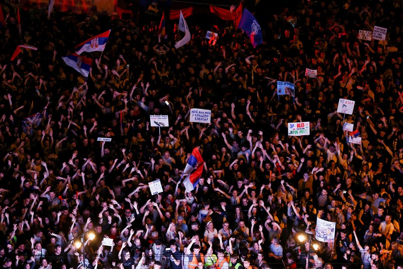 ==== Mahasiswa Serbia dan pendukung mereka menghadiri protes terhadap pemerintah sebagai bagian dari demonstrasi nasional, di Kraljevo, Serbia, 16 April 2025. (REUTERS/Zorana Jevtic) ====
Mahasiswa Serbia dan pendukung mereka menghadiri protes terhadap pemerintah sebagai bagian dari demonstrasi nasional, di Kraljevo, Serbia, 16 April 2025. (REUTERS/Zorana Jevtic)