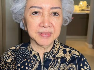 Viral Transformasi Makeup Wanita Glowing di Usia 75 Tahun, Bikin Takjub