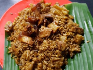 Mantul! Ini 5 Nasi Goreng Gerobakan Rating Tinggi di Bandung