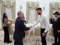 Putin Turun Gunung! Temui Warga Rusia-Israel Eks Sandera di Gaza