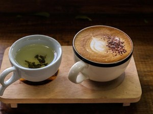 Lebih Ampuh Teh Hijau atau Kopi Tanpa Gula untuk Turunkan BB? Ini Hasil Studinya