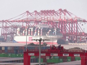 Video: Trump Pasang Tarif Tinggi ke Kapal-kapal China