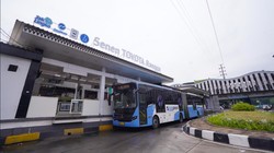 Ih, Halte Busway Senen Ubah Nama Jadi Halte Senen TOYOTA Rangga!