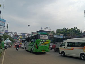 One Way Puncak Bogor Berakhir, Lalin di Simpang Gadog Padat