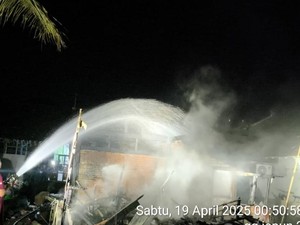 Teriakan Minta Tolong Budianto Saat Kobaran Api Melahap Rumah Tetangga