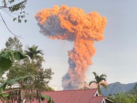 Potret Gunung Marapi Meletus Lagi, Muntahkan Abu Vulkanik 1 Kilometer