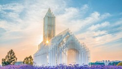 Sering Disebut Gereja Tanpa Bayangan, Bangunan Ini Bisa Menyerap Cahaya!