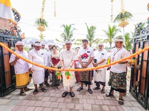 Adi Arnawa Resmikan Kantor Perbekel Gulingan Senilai Rp 20 Miliar