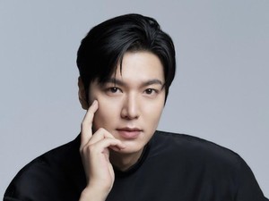 MINOZ Paling Lucky, Dipeluk-Kepala Dielus Lee Minho