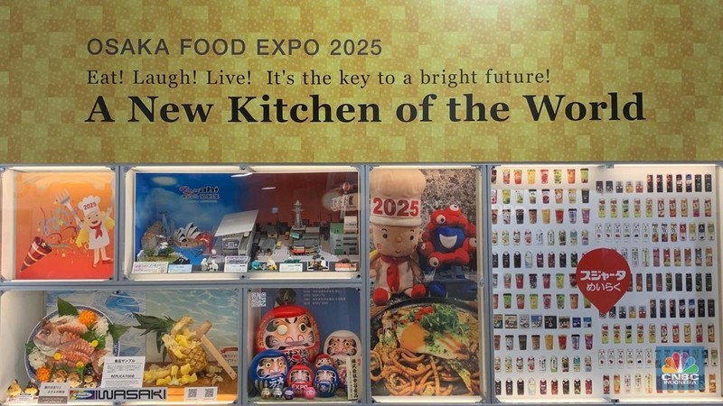 Pengunjung memadati Pasona Nature Verse dalam gelaran World Expo 2025 Osaka, Jepang, Sabtu (19/4/2025). (CNBC Indonesia/Arie Budi Prasetyo)