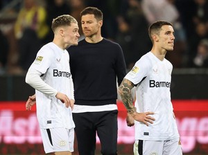 Bendera Putih Bayer Leverkusen