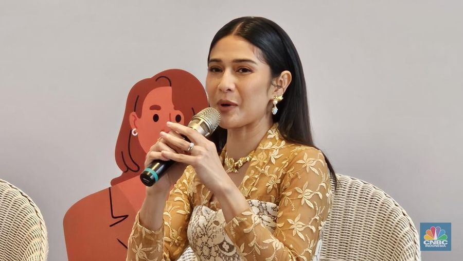 Dian Sastro Ungkap Fitur Favorit Samsung Galaxy S25 Ultra, Bikin Hidup Lebih Smart. (CNBC Indonesia/Intan Rakhmanyanti)