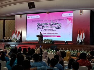 OJK Sebut Pekerja Migran RI Sering Terjebak Investasi Ilegal