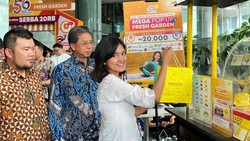 HUT ke-56, Bank Mega Gelar Mega Pop Up X Fresh Garden