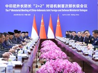Potret Hangat Momen Pertemuan Menlu-Menhan RI dan China