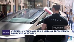 Video: Cybertruck Tak Laku, Tesla Kurangi Produksinya