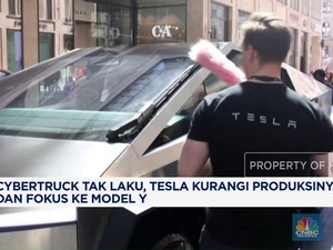 Video: Cybertruck Tak Laku, Tesla Kurangi Produksinya
