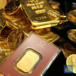 Harga Emas Menjulang Tinggi, Pengusaha & Pemerintah Untung Besar!