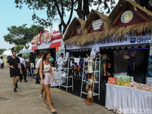 Aneka Produk Karya Warga Binaan Lapas Mejeng di Lapangan Banteng