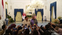 Ngobrol Bareng Wakil PM Malaysia, Prabowo Bahas Tarif Impor Trump