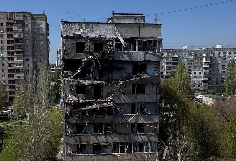 Rusia melancarkan serangkaian serangan rudal dan pesawat tak berawak ke Ukraina saat gencatan senjata. (via REUTERS/State Emergency Service of Ukrai) Rusia melancarkan serangkaian serangan rudal dan pesawat tak berawak ke Ukraina saat gencatan senjata. (via REUTERS/State Emergency Service of Ukrai)