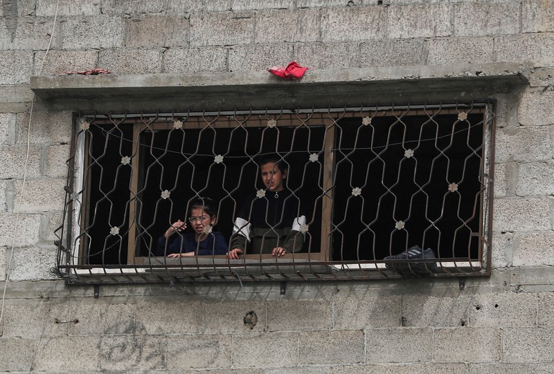 Pemandangan mesin yang hancur di lokasi serangan Israel, di kamp pengungsi Jabalia di Jalur Gaza utara, 22 April 2025. Pemandangan mesin yang hancur di lokasi serangan Israel, di kamp pengungsi Jabalia di Jalur Gaza utara, 22 April 2025. (REUTERS/Mahmoud Issa)