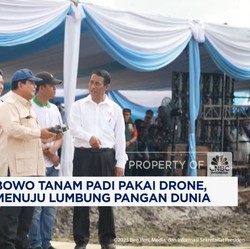 Video: Pertama Kali, Prabowo Tanam Padi Pakai Drone