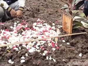 Fakta Pilu Raka Ditinggal Mati Ayah Saat Tidur di Kontrakan Bandung
