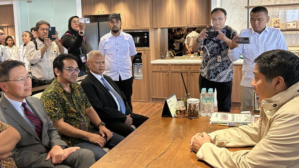 Meikarta: Menteri Ara Tagih Janji, Kembalikan Duit Konsumen Sekarang! Drama Meikarta Berlanjut: Menteri Ara Ultimatum Pengembang, Rp 26, Meikarta: Menteri Ara Tagih Janji, Kembalikan Duit Konsumen Sekarang! Drama Meikarta Berlanjut: Menteri Ara Ultimatum Pengembang, Rp 26,
