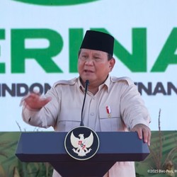 Prabowo Perintahkan BUMN-TNI-Polri Bangun Gedung Pangan Sementara