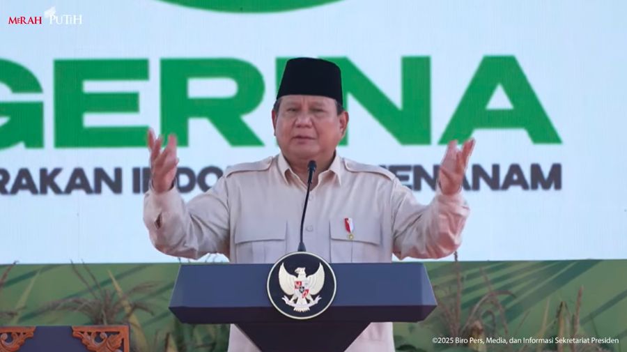 Presiden Prabowo menyampaikan paparan dalam peluncuran Program Gerakan Indonesia Menanam (Gerina), Banyuasin, 23 April 2025. (Tangkapan Layar Youtube Sekretariat Presiden)