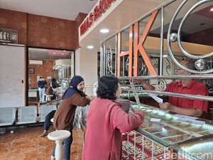 Harga Terus Naik, Emas Batangan Jadi Buruan Warga Jogja