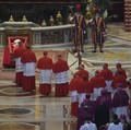 Ini Penjelasan Hierarki Gereja Katolik Roma dari Paus Hingga Pastor
